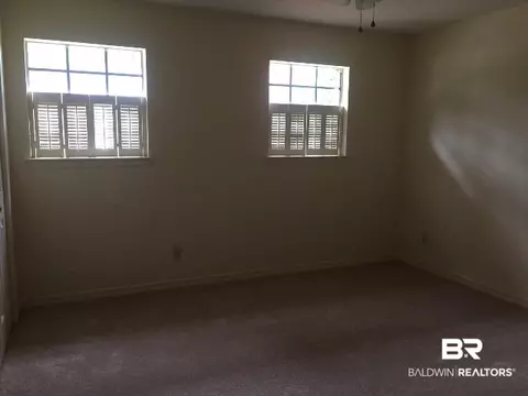 926 E Regents Dr, Mobile, AL 36609 photo 12
