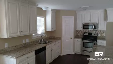 3032 E Southridge Rd, Mobile, AL 36693 photo 8