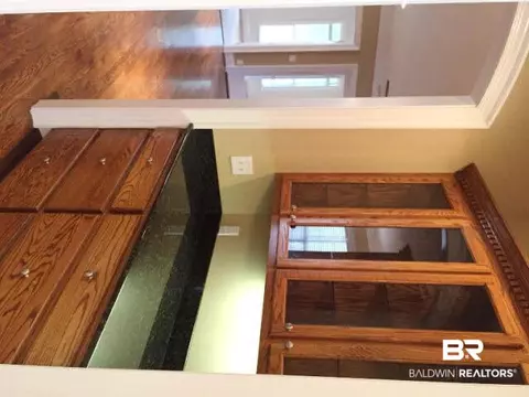 704 Natchez Trail Ct, Mobile, AL 36609 photo 4