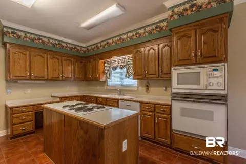 2000 Bradbury Dr, Mobile, AL 36695 photo 5
