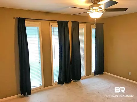 605 Markham Dr, Mobile, AL 36609 photo 9