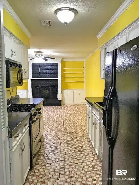 605 Markham Dr, Mobile, AL 36609 photo 6