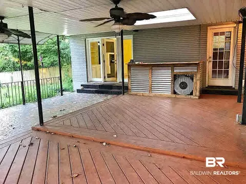 605 Markham Dr, Mobile, AL 36609 photo 14
