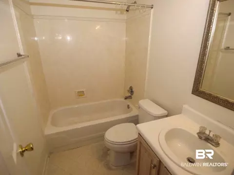 1210 E Smithfield Rd, Mobile, AL 36695 photo 8