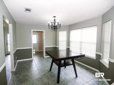 1210 E Smithfield Rd, Mobile, AL 36695 photo 4