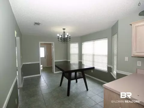 1210 E Smithfield Rd, Mobile, AL 36695 photo 3