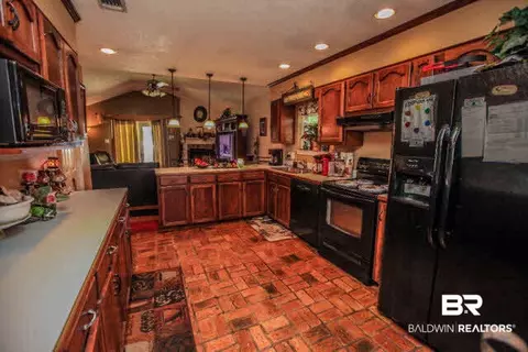 6861 Ching Lynch Rd, Mobile, AL 36618 photo 5