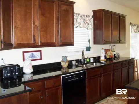 258 Heritage Cir, Mobile, AL 36608 photo 5