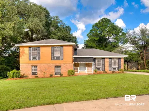 713 Brannan Ct, Mobile, AL 36693 photo 1