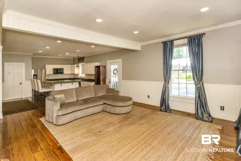 150 Crenshaw St, Mobile, AL 36606 photo 8