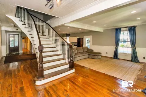 150 Crenshaw St, Mobile, AL 36606 photo 9