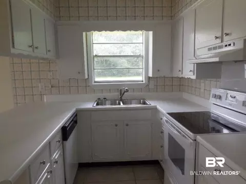 4582 Cindy Dr, Mobile, AL 36619 photo 6