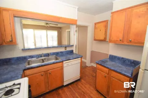 727 Jemison St, Mobile, AL 36606 photo 10