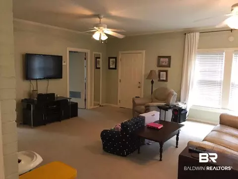 105 Florence Pl, Mobile, AL 36607 photo 7