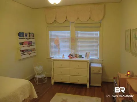 105 Florence Pl, Mobile, AL 36607 photo 11