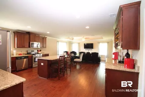 8597 N Silver Maple Dr, Mobile, AL 36695 photo 5