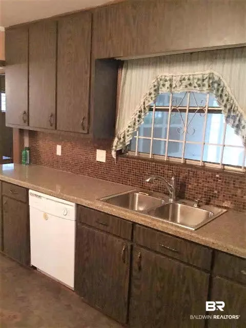 1806 Dauphin St, Mobile, AL 36606 photo 12