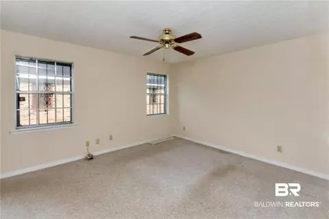 4010 W Hillcrest Ln, Mobile, AL 36693 photo 9