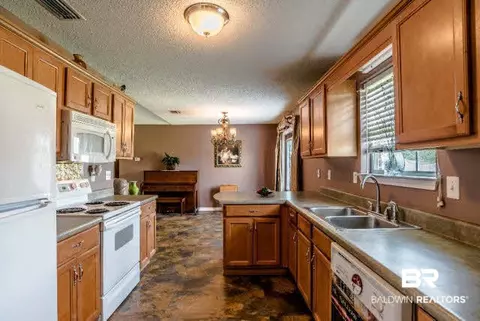 13106 Pointer Dr, Foley, AL 36535 photo 3