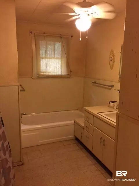 2259 River Forest Dr, Mobile, AL 36605 photo 3