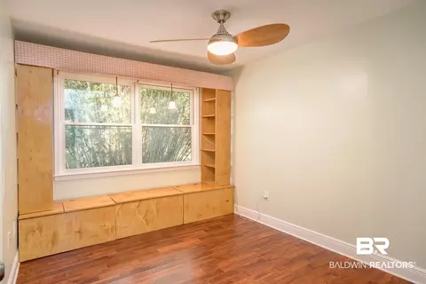 405 Thornton Pl, Mobile, AL 36609 photo 8