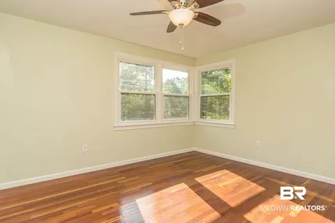 405 Thornton Pl, Mobile, AL 36609 photo 10
