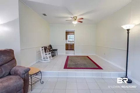 570 Stuart St, Daphne, AL 36526 photo 7