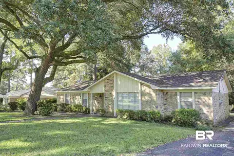570 Stuart St, Daphne, AL 36526 photo 3