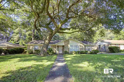 570 Stuart St, Daphne, AL 36526 photo 2