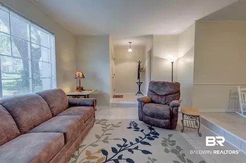 570 Stuart St, Daphne, AL 36526 photo 6