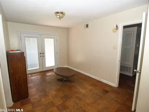 860 Memory Ln, Mobile, AL 36608 photo 5