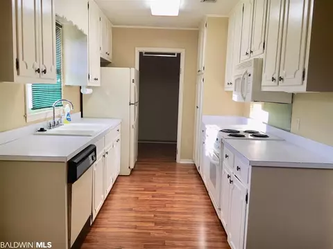 6268 Parkbrook Dr, Mobile, AL 36608 photo 4