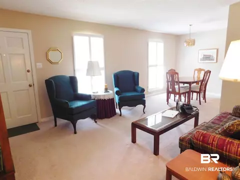 4353 E Montclair Cir, Mobile, AL 36693 photo 3