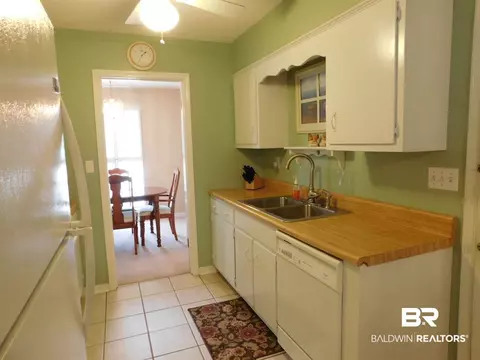 4353 E Montclair Cir, Mobile, AL 36693 photo 8