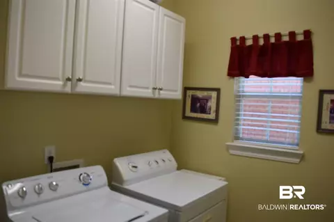 5584 Fairfield Pl, Mobile, AL 36609 photo 25