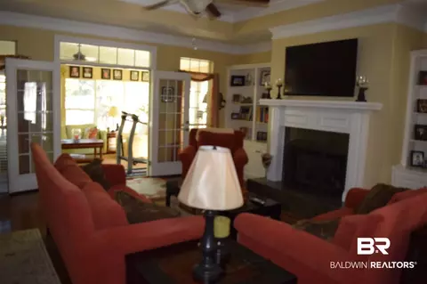 5584 Fairfield Pl, Mobile, AL 36609 photo 12