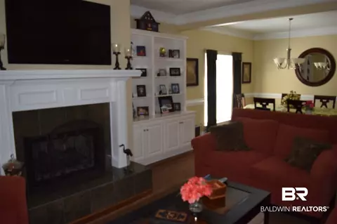 5584 Fairfield Pl, Mobile, AL 36609 photo 14