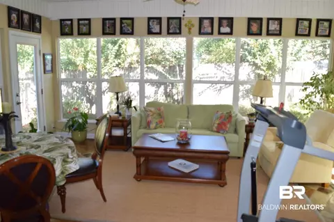 5584 Fairfield Pl, Mobile, AL 36609 photo 17