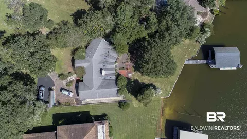 8836 Neumann Dr, Elberta, AL 36530 photo 1