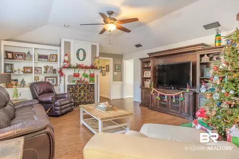 7240 Vickers Ln, Mobile, AL 36695 photo 9