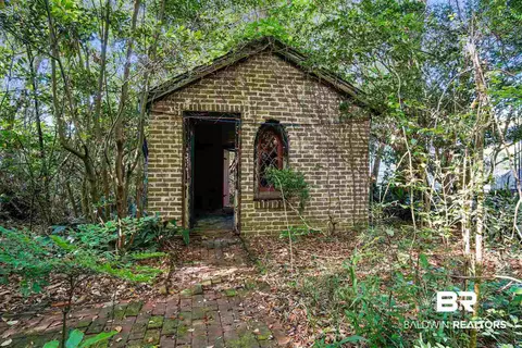 3703 Old Shell Rd, Mobile, AL 36608 photo 5