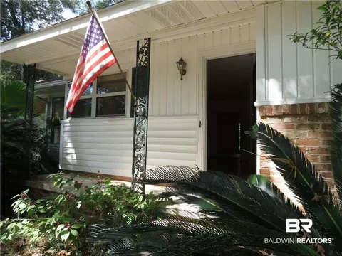 4208 Springview Dr, Mobile, AL 36609 photo 2