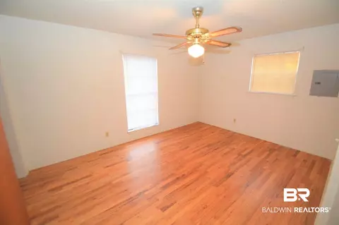 108 3rd Ave, Chickasaw, AL 36611 photo 16