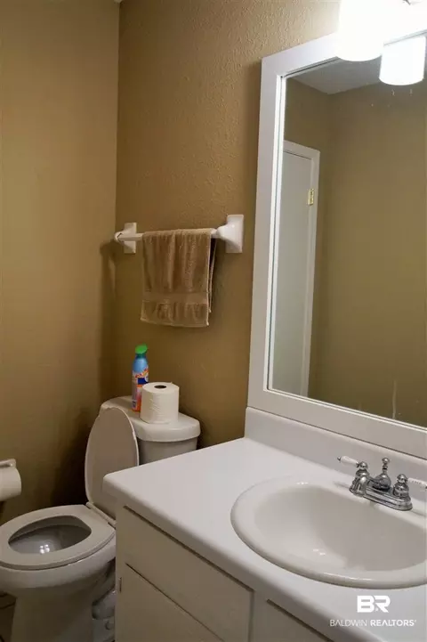 1111 Mcneil Ave, Mobile, AL 36609 photo 4