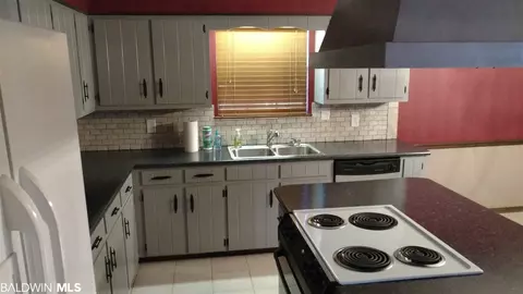 7958 Hilltop St, Mobile, AL 36619 photo 5