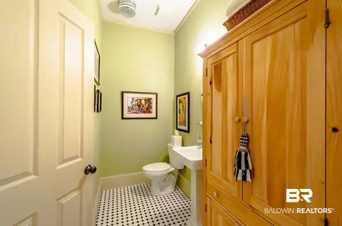 2009 Dauphin St, Mobile, AL 36606 photo 34