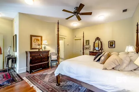 2009 Dauphin St, Mobile, AL 36606 photo 31