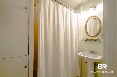 2009 Dauphin St, Mobile, AL 36606 photo 22