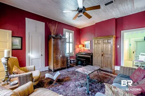 2009 Dauphin St, Mobile, AL 36606 photo 19
