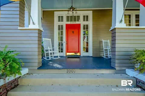 2009 Dauphin St, Mobile, AL 36606 photo 2